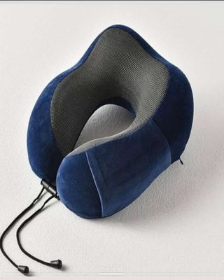 Imagen 2 del producto Cómoda Almohada De Cuello Viaje tela magnetica azul marino