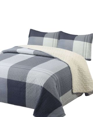 Imagen 2 del producto Cubrecama Quilt con sherpa 2 plaza gris 230 cm x 250 cm J17