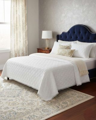 Imagen 1 del producto Cobertores de Verano-Primavera con Diseño de Pompon (king-super king) blanco