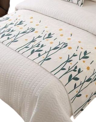 Imagen 2 del producto Piecera Bordada para Cama - Sin Fundas de Cojín D1