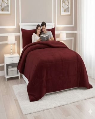 Imagen 2 del producto Cubrecama Plush con  Chiporro de Invierno 2 Plazas burdeo