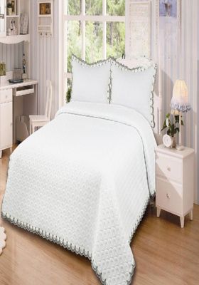 Imagen 2 del producto COBERTOR BORDADO 2 PLAZA