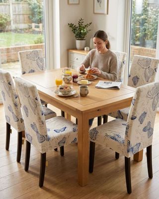 Imagen 1 del producto JUEGOS DE 6 FUNDAS PARA SILLAS CON DISEÑO ELASTICO M15