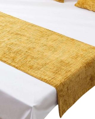 Imagen 2 del producto PIECERA CON 2 FUNDAS MODELO CHENILLE AMARILLO