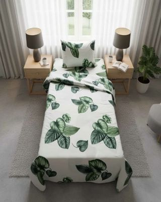 Imagen 1 del producto Juego de Sábanas plaza y media Adulto hojas verdes