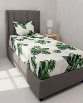 Imagen 2 del producto Juego de Sábanas plaza y media Adulto hojas verdes