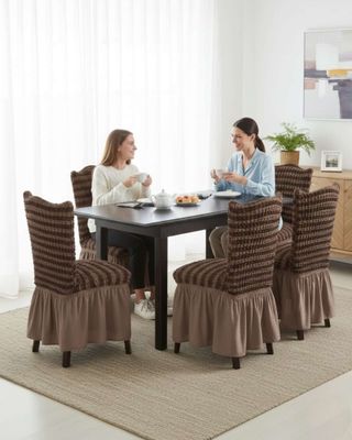 Imagen 2 del producto JUEGO DE 6 FUNDAS PARA SILLAS DISEÑO TURKA DE LINEAS M3