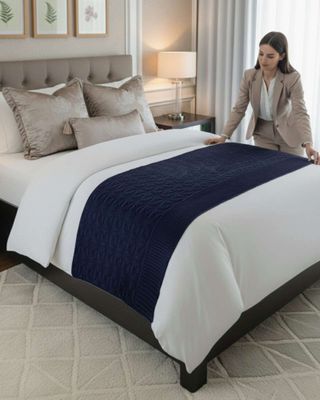 Imagen 2 del producto Piecera de Cama Plush Premium Confort Termico M6