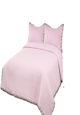 Imagen 2 del producto COBERTOR BORDADO 2 PLAZA