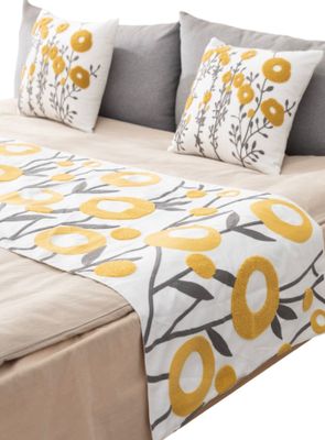 Imagen 2 del producto SET DE PIECERA MAS 2 FUNDAS BORDADAS TH23