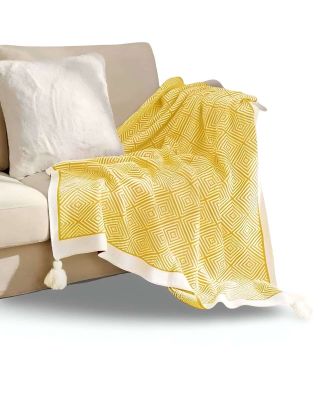 Imagen 1 del producto Mantas para sofas camas u oficinas con pompon 130x150 cm Amarillo