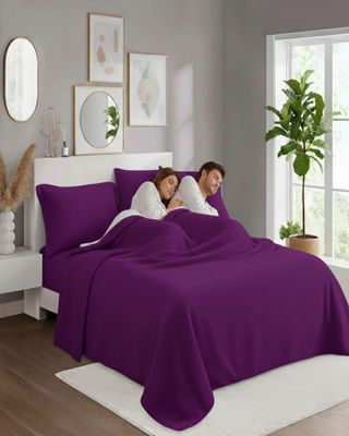 Imagen 1 del producto Juego de Sábanas Polar Premium Plaza y Media Térmicas Extra Suaves 02