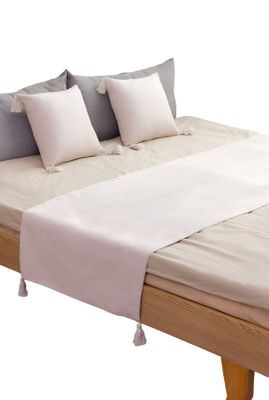 Imagen 2 del producto JUEGO DE PIECERA DE CAMA MAS 2 COJIN CON FUNDAS MODELO PLUSH BLANCA