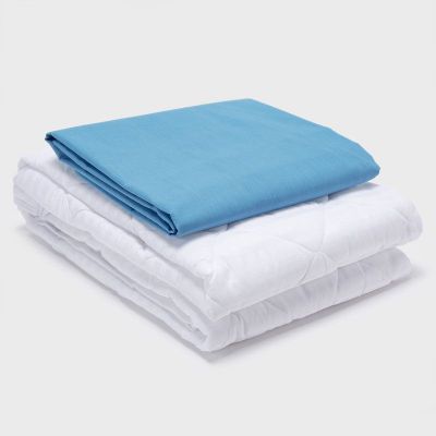 Imagen 1 del producto COMBO SABANA CELESTE + CUBRECOLCHON 2 PLAZAS