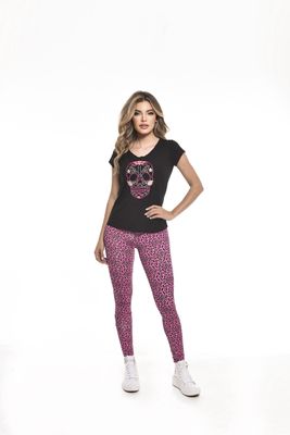 Imagen 2 del producto POLERA MC BORDADA SKULL BLACK RC-3