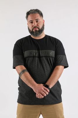 Plus Polera Mc Especial Fullband Negro Gangster