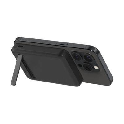 Imagen 2 del producto Batería 5.000 mAh BoostCharge Pro carga magnetica Qi2 Negro