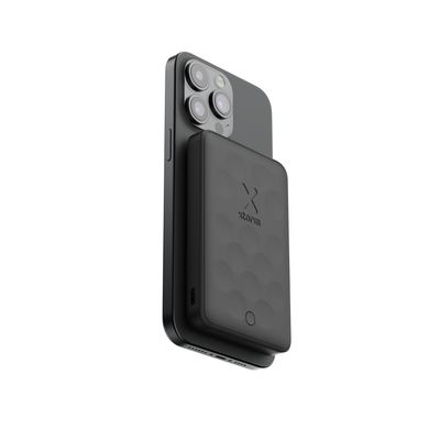 Imagen 2 del producto Batería 5.000 mAh con carga magnética 7.5W Xtorm Negro