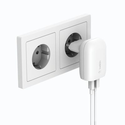 Imagen 2 del producto Cargador de pared doble BoostCharge USB-C y USB-A de 37 W
