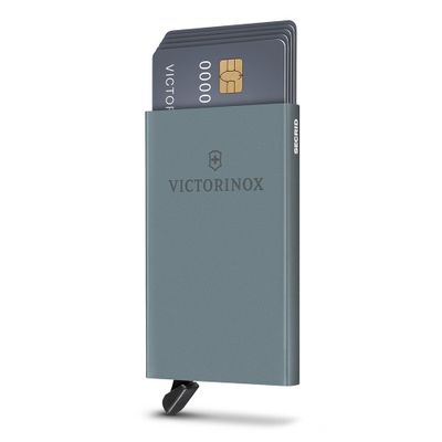Imagen 2 del producto Tarjetero Altius Secrid Essential color titanio Victorinox.