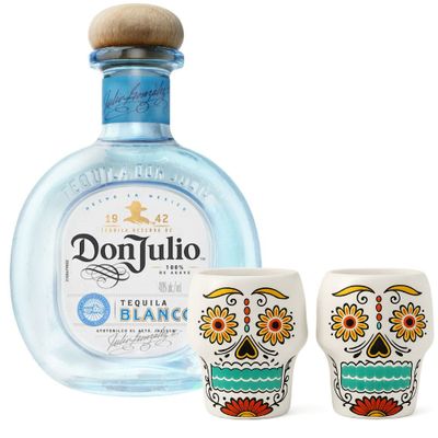 Imagen 1 del producto Tequila Don Julio Blanco 750cc + 2 Vasos Shot Catrina