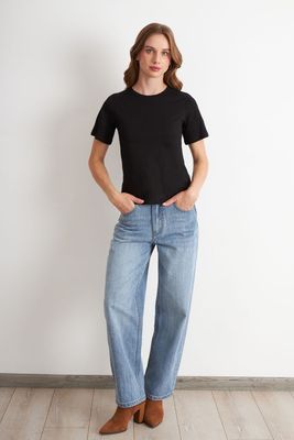 Imagen 2 del producto Polera Recta Manga Corta Negro Nicopoly