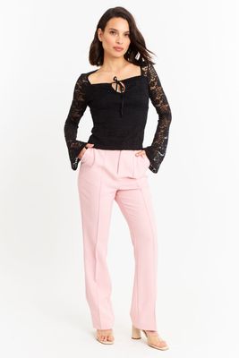 Imagen 2 del producto Polera Encaje Escote Nudo Negro Nicopoly