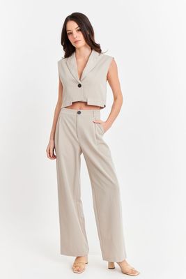 Imagen 2 del producto Gilet Crop con Solapa Beige Oscuro Nicopoly