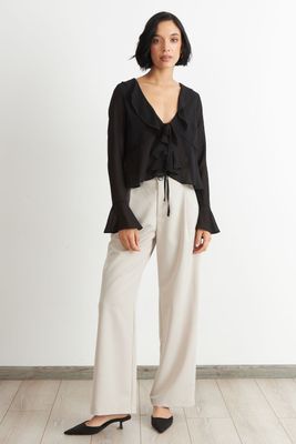 Imagen 2 del producto Blusa Vuelos Manga Larga Negro Nicopoly