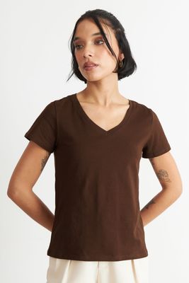 Polera Escote en V Básica Café Nicopoly