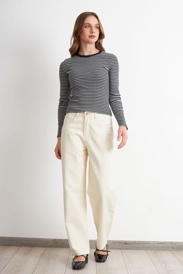 Imagen 2 del producto Jeans Rectos Tiro Alto Blanco Nicopoly