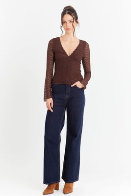 Imagen 2 del producto Polera Encaje Manga Larga Café Nicopoly