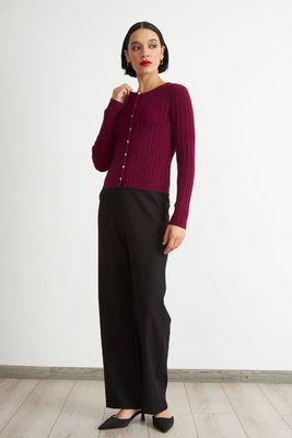 Imagen 2 del producto Cárdigan Trenzado Cuello Redondo Burdeo Nicopoly