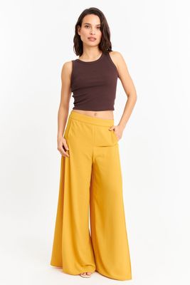 Imagen 2 del producto Top Sin Mangas Acanalado Café Nicopoly