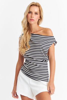 Polera Rayas Cuello Bote Blanco Nicopoly