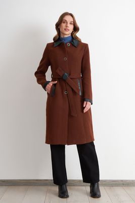 Imagen 2 del producto Abrigo Cuello Camisero Café Nicopoly