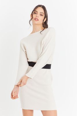 Vestido Acanalado Blanco con Cinturón