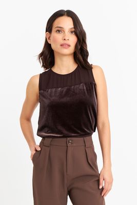 Polera sin Manga Detalle Terciopelo Café Nicopoly