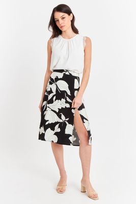 Imagen 2 del producto Blusa Encaje Hombros Blanco Nicopoly