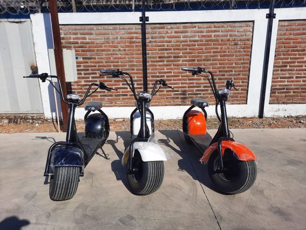 SCOOTER CHOPPER ELECTRICA BLANCA-5