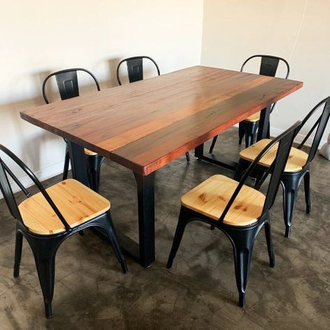 Mesa de Comedor Roble Fierro  Cuadrado 140 x 80 cms-1