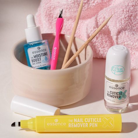 The Nail Cuticle Remover Pen-3
