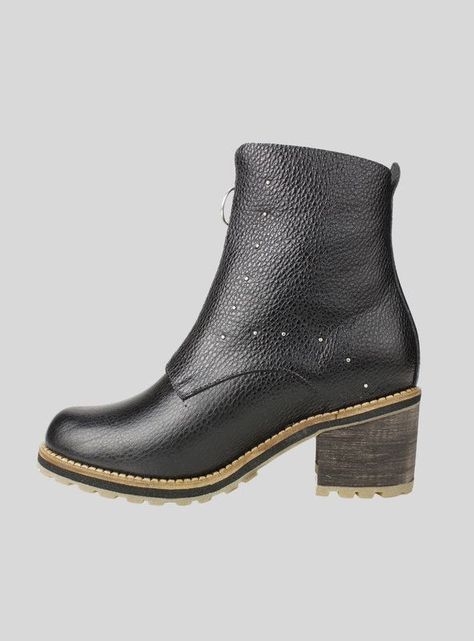 Botín Exs Tachas Cuero Negro-2
