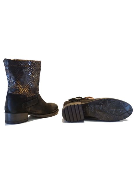 Botín Felmini Escama Shine Black-2