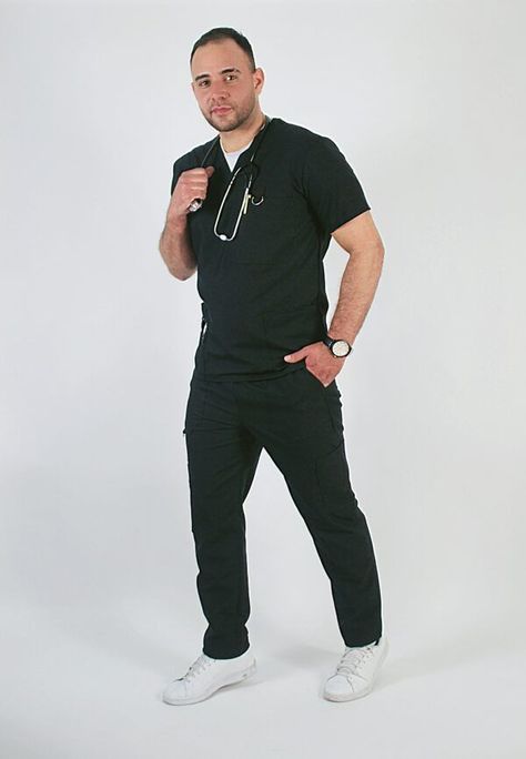 Uniforme Clínico Antifluidos  Negro-1