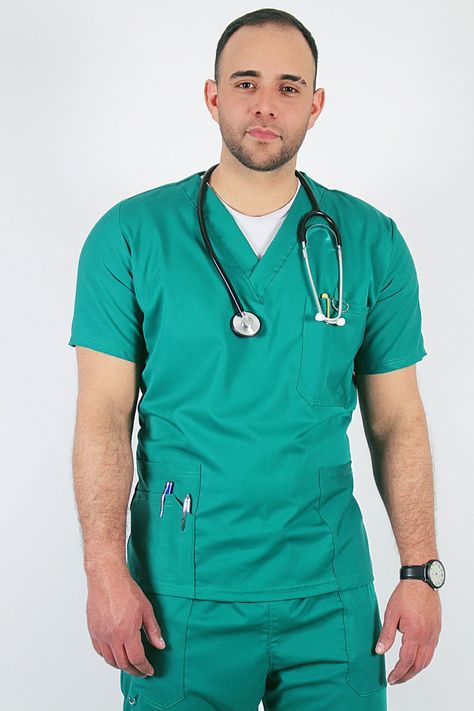 Polera Clínica Antibacterial y Antifluidos Verde Esmeralda -1