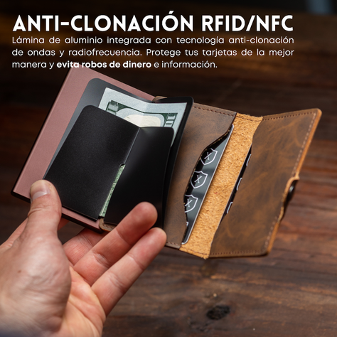 Pack Billetera Dark Brown con Localizador.-4