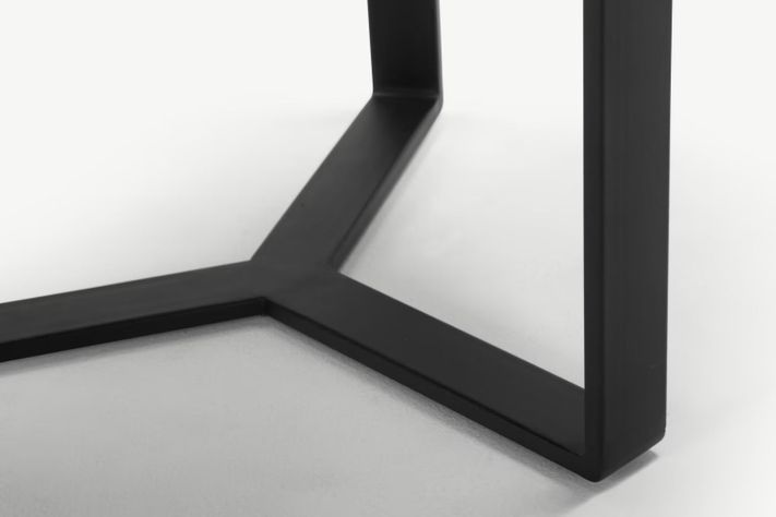Mesa Lateral Goslar Negro-3