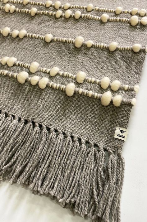 Piecera Vellón Gris tejido a telar | Lana Natural | 2 plazas 80 x 2.20 mt-5
