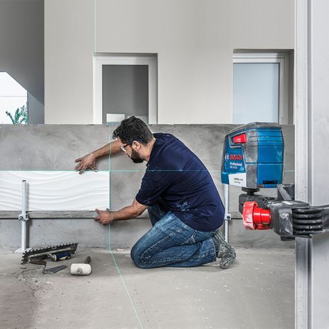 Nivel Láser verdes  alcance 12m con soporte Bosch GLL 2-12 G-3